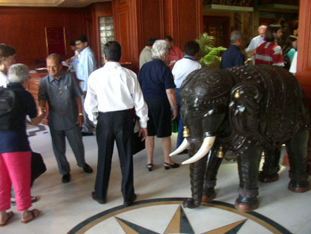 19.11.2004 - Pondicherry - Hotel Annamalai 004